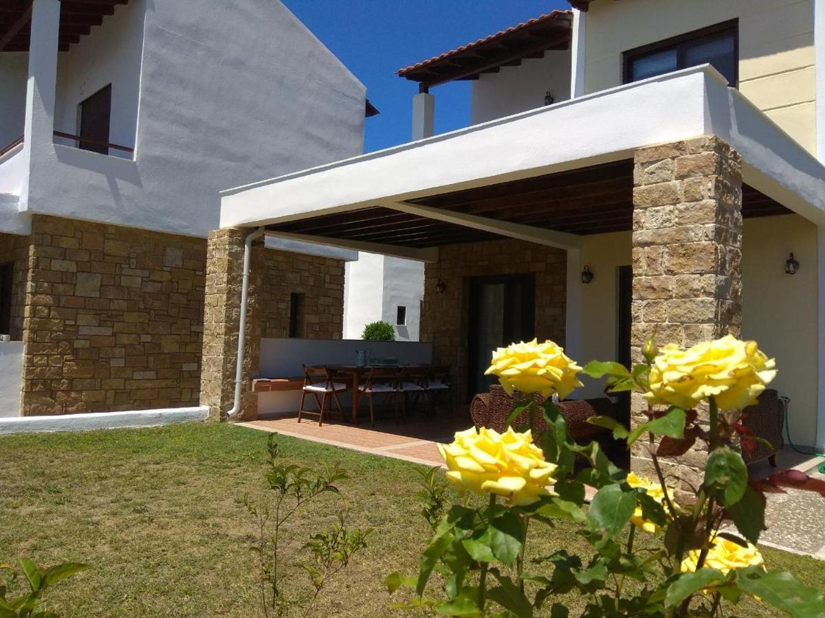 Villa Nadia Nea Skioni Exterior foto